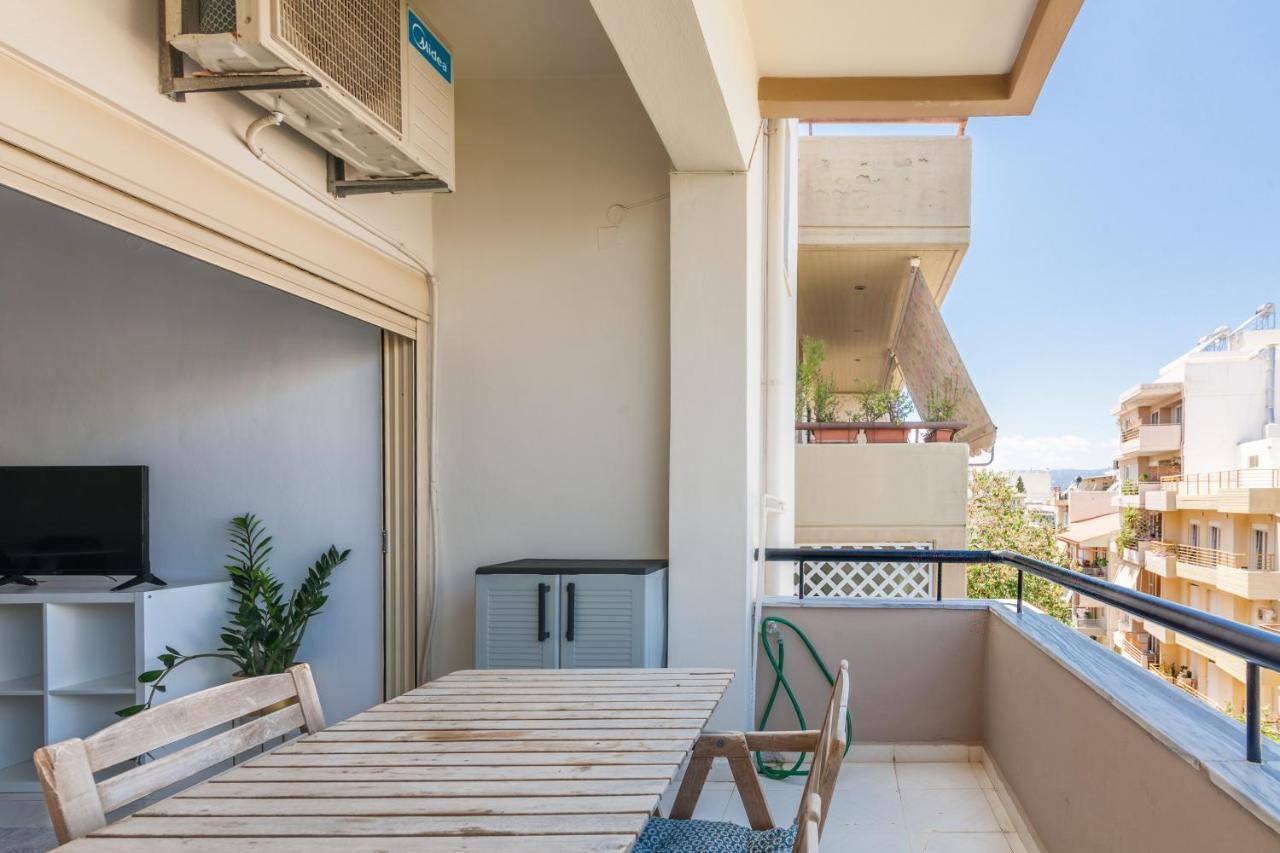 Lovely Apartment Close To The City Center 伊拉克利翁 外观 照片